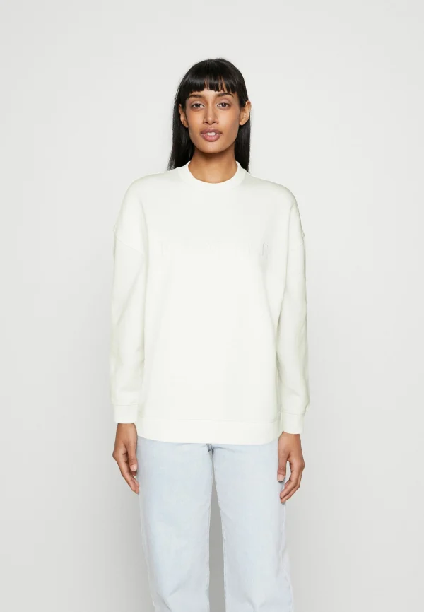 vente pas cher en ligne Selected Femme Slfjoelle Broderi – Sweatshirt – Snow White 1