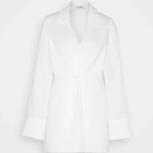 à prix réduits NA-KD Stephsa X Na_Kd Twisted Detail Shirt Dress – Robe De Soirée – Snow White 16