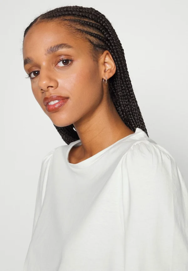 Service Clients Dédié Vero Moda Vmkerry Ls O Neck Vma Noos – T-Shirt À Manches Longues – Snow White 6