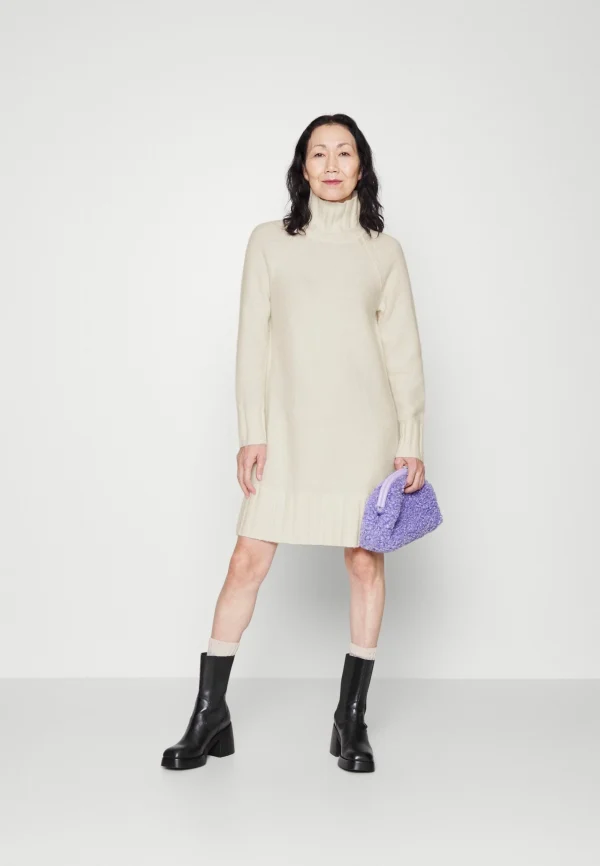 Banana Republic Tneck Finnley Mini – Robe Pull – Snow Day Promotio de vente 3