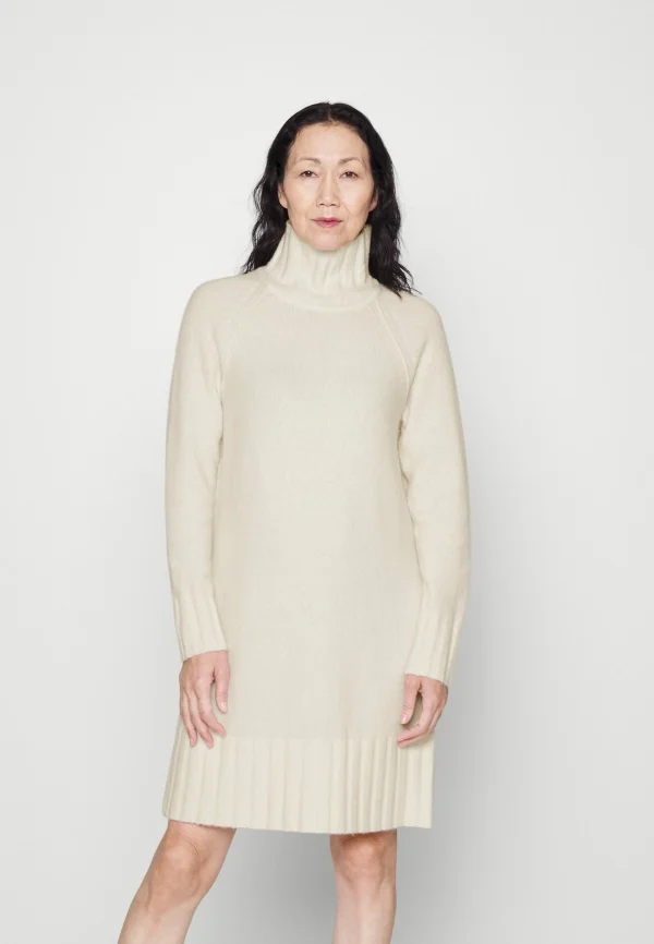 Banana Republic Tneck Finnley Mini – Robe Pull – Snow Day Promotio de vente 1