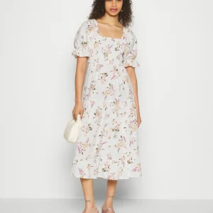 Vero Moda Tall Calf Smock Dress – Robe De Jour – Snow White/Svea Nouvelle Collection 10