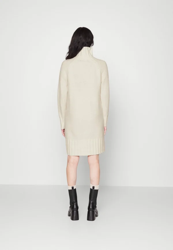 Banana Republic Tneck Finnley Mini – Robe Pull – Snow Day Promotio de vente 4