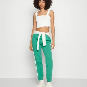 à prix réduits Vero Moda Vmmedosiabel Crop – Débardeur – Snow White 10